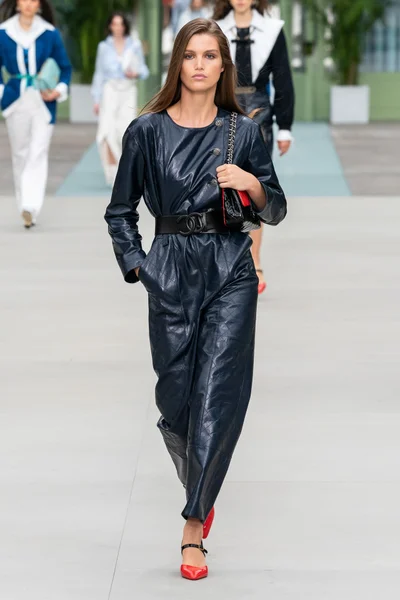 Look 36